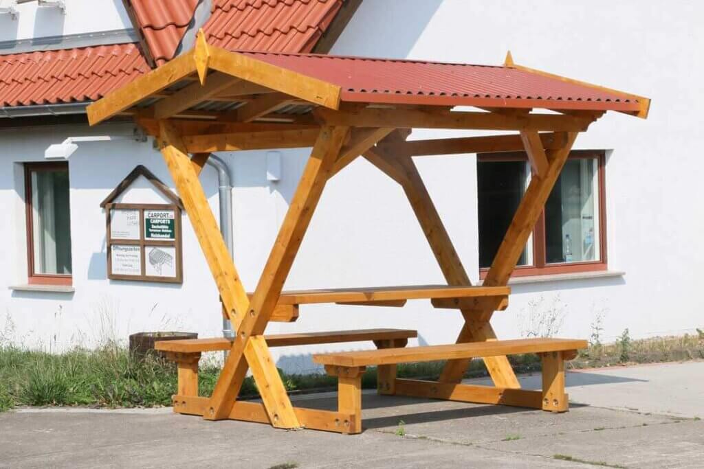 Freisitz-neu Freisitz mit Dach